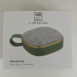 Wanderlust LSTN Portable Speaker